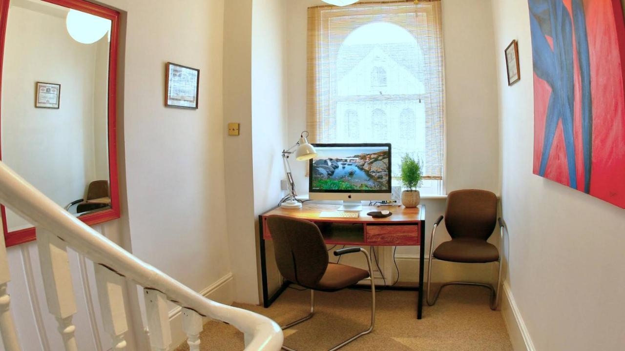 Burlington Palace Eastbourne Seafront Villa With Garden. Bagian luar foto